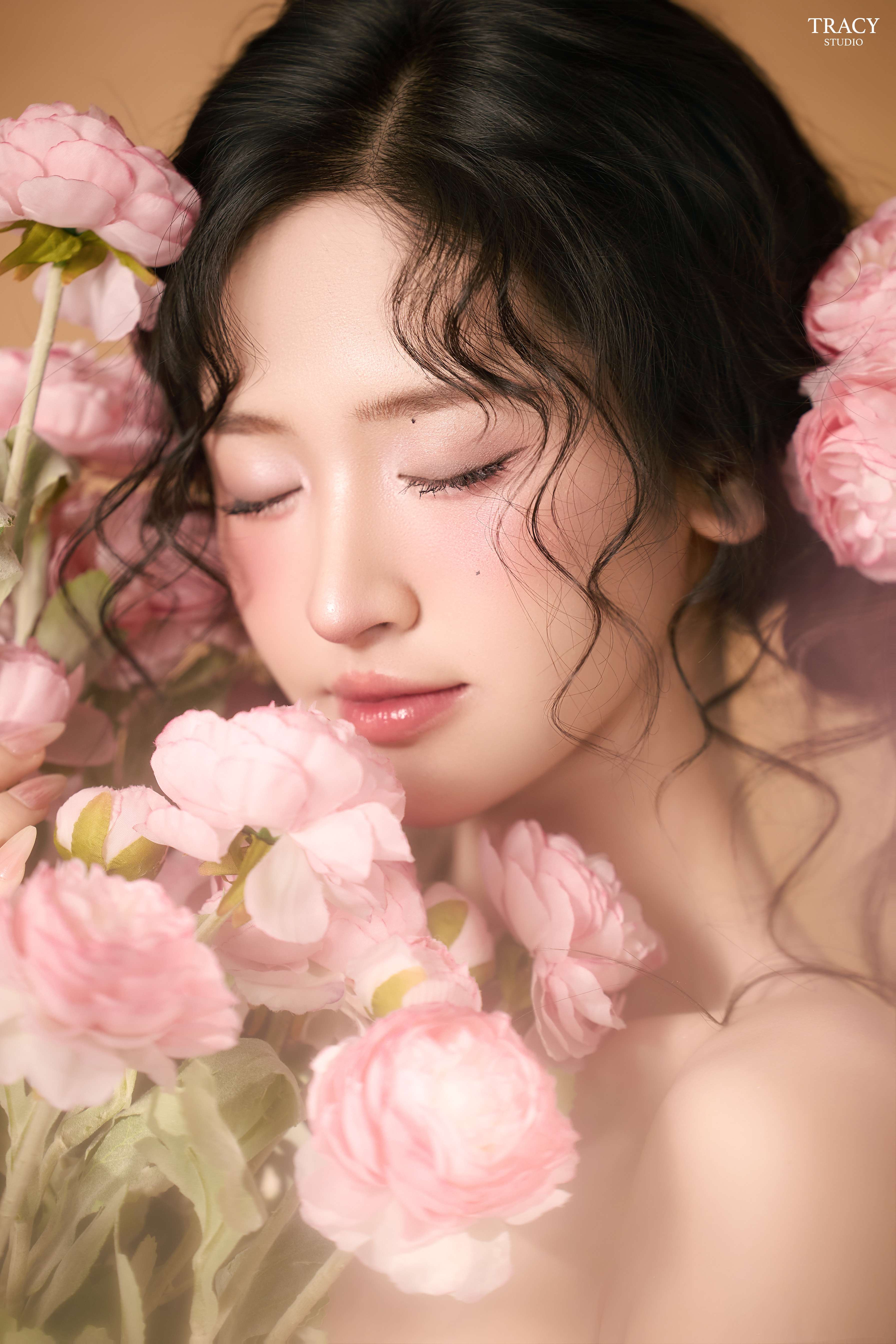 frontend/img/gallery/concept-nang-tho/tracy-studio-chup-concept-nang-tho-diep-peony (4).jpg